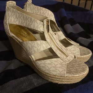 Michal Kors Damita Wedge